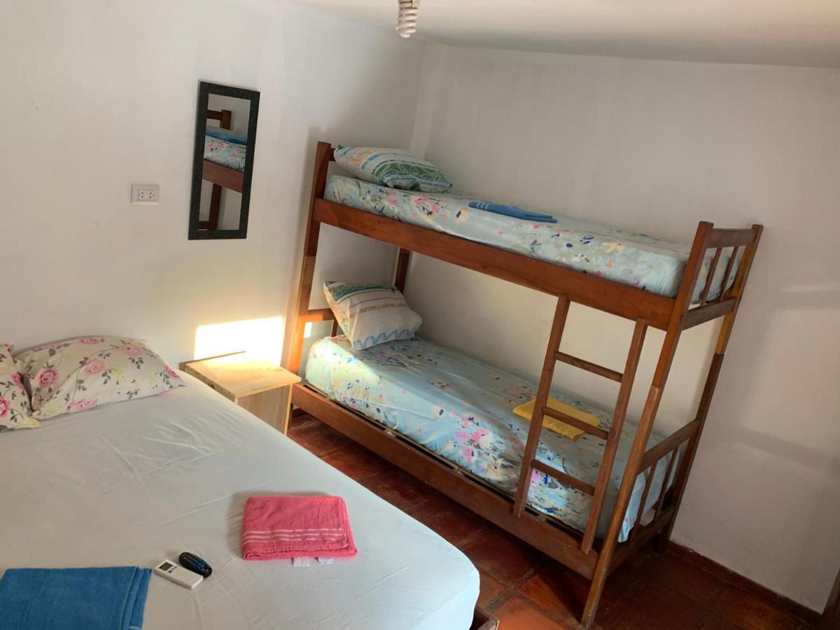 Litt Iguazu Hostal プエルト・イグアス エクステリア 写真