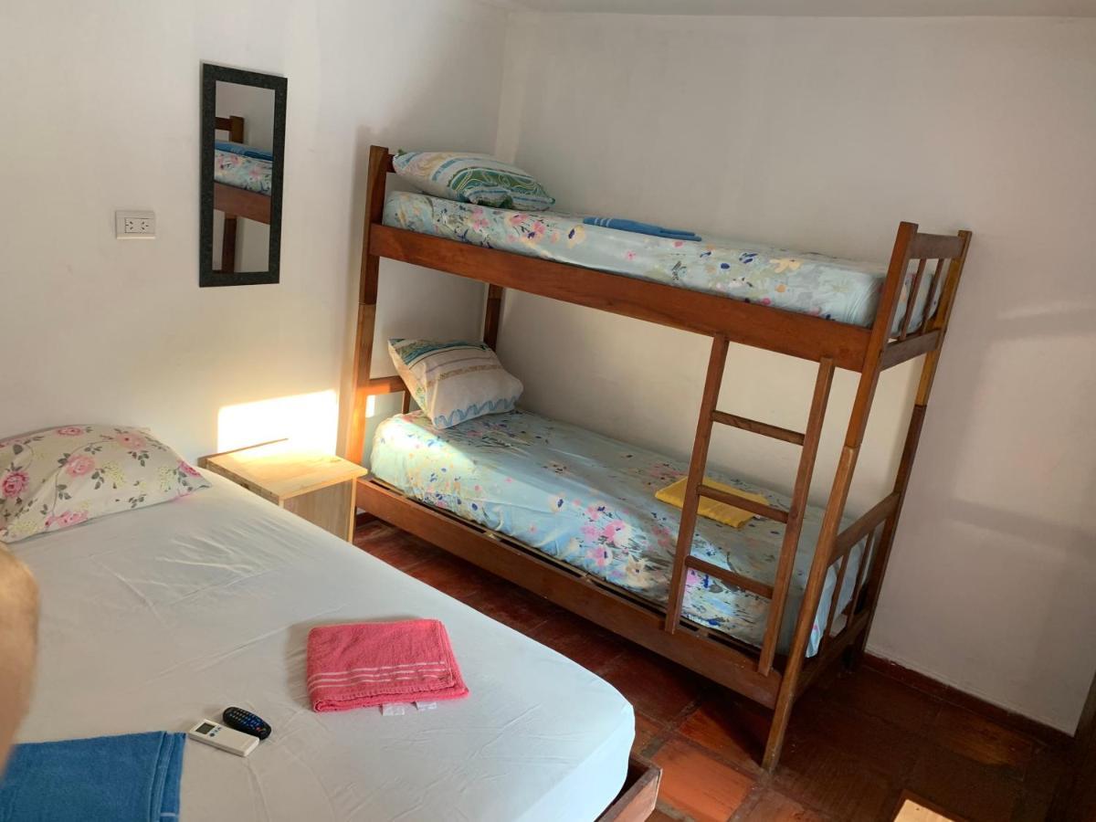Litt Iguazu Hostal プエルト・イグアス エクステリア 写真