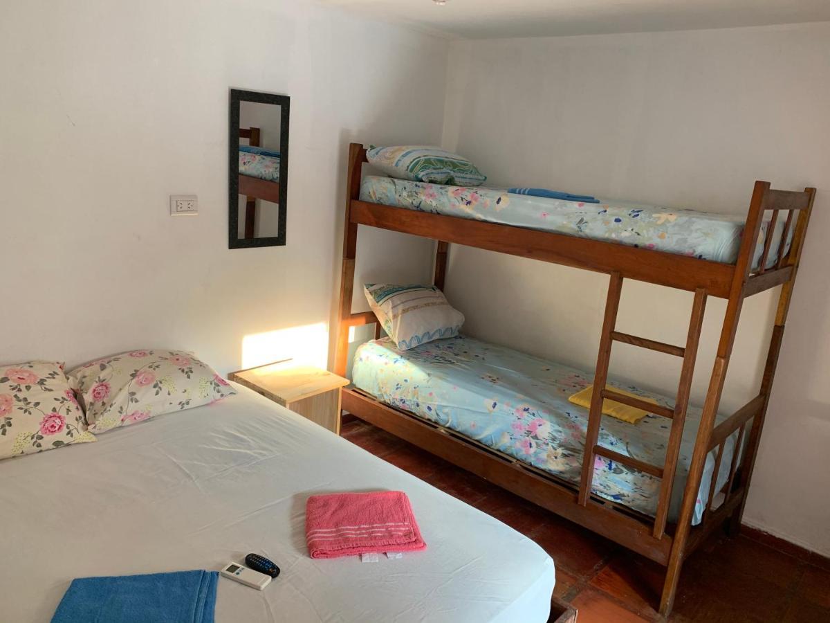 Litt Iguazu Hostal プエルト・イグアス エクステリア 写真